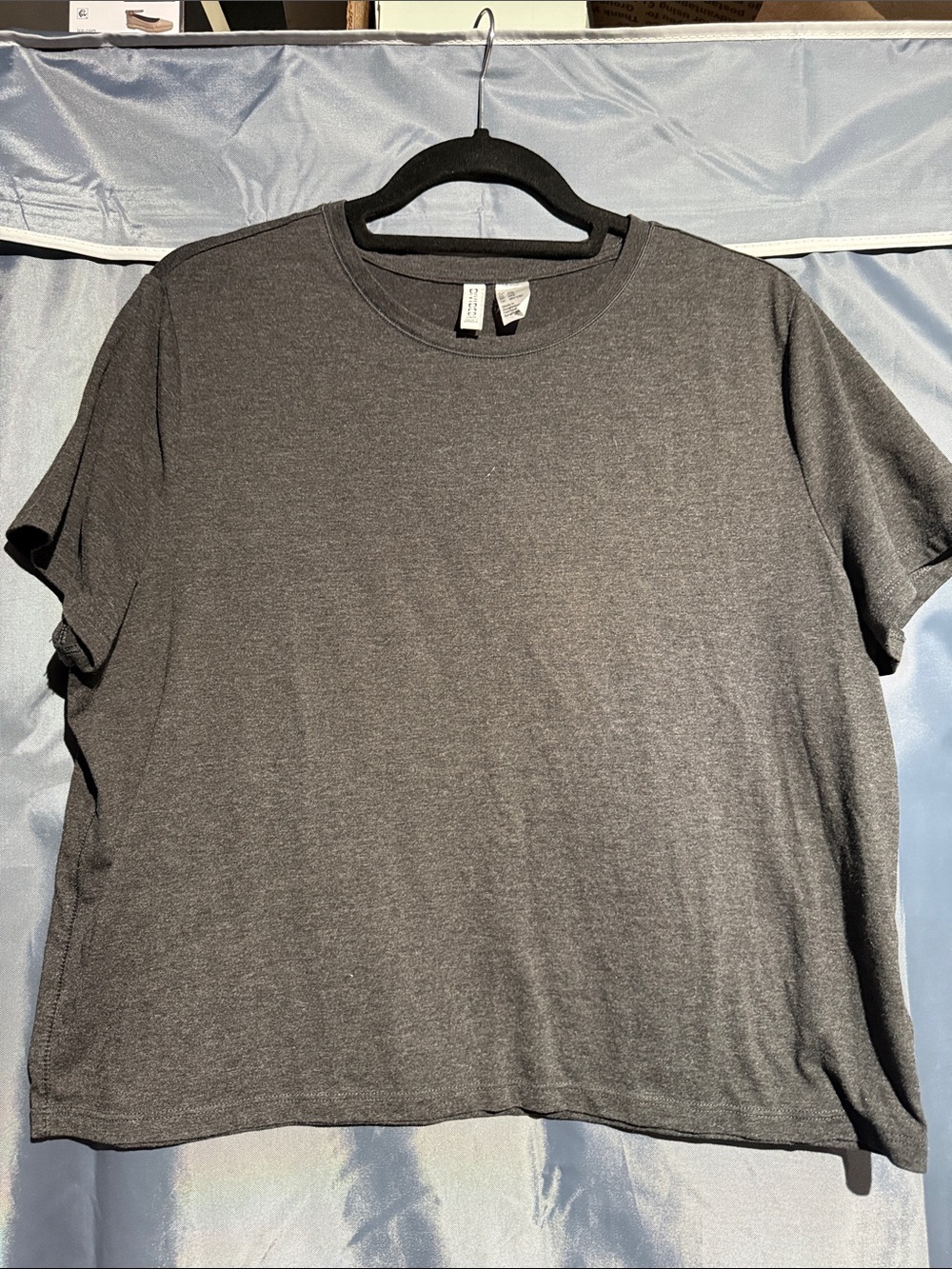 Divided Men's Short Sleeve Crew Tee in Charcoal